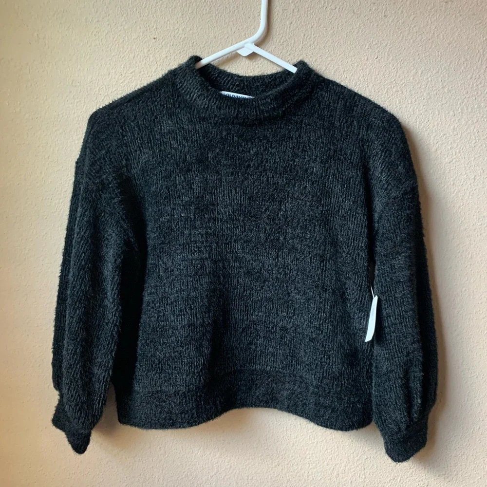 NWT Old Navy pullover black sweater. Kids. Size 8. - Picture 1 of 6